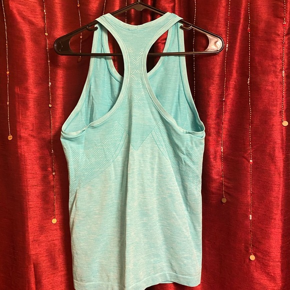 VSX Victoria Secret Sport seamless tank top - Picture 7 of 7
